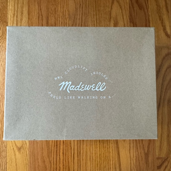 Madewell Kickoff Trainer Sneakers! Size 6.5 women’s! New in original box! - Picture 4 of 5